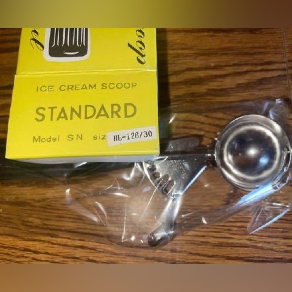 New Old Stock Vintage Ice Cream Scooper - Picture 3 of 3